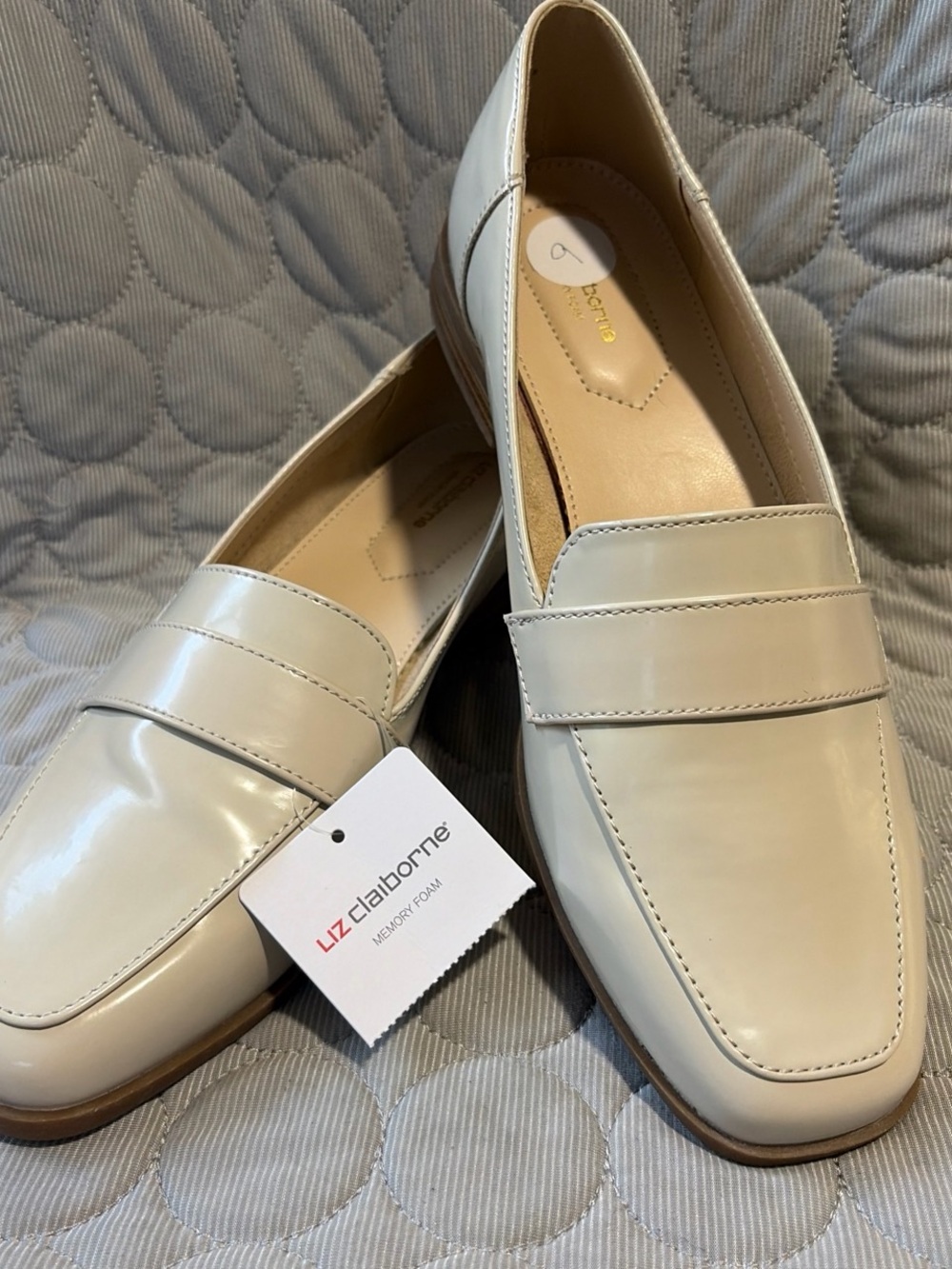 Liz Claiborne Light Beige Patent Penny Loafers